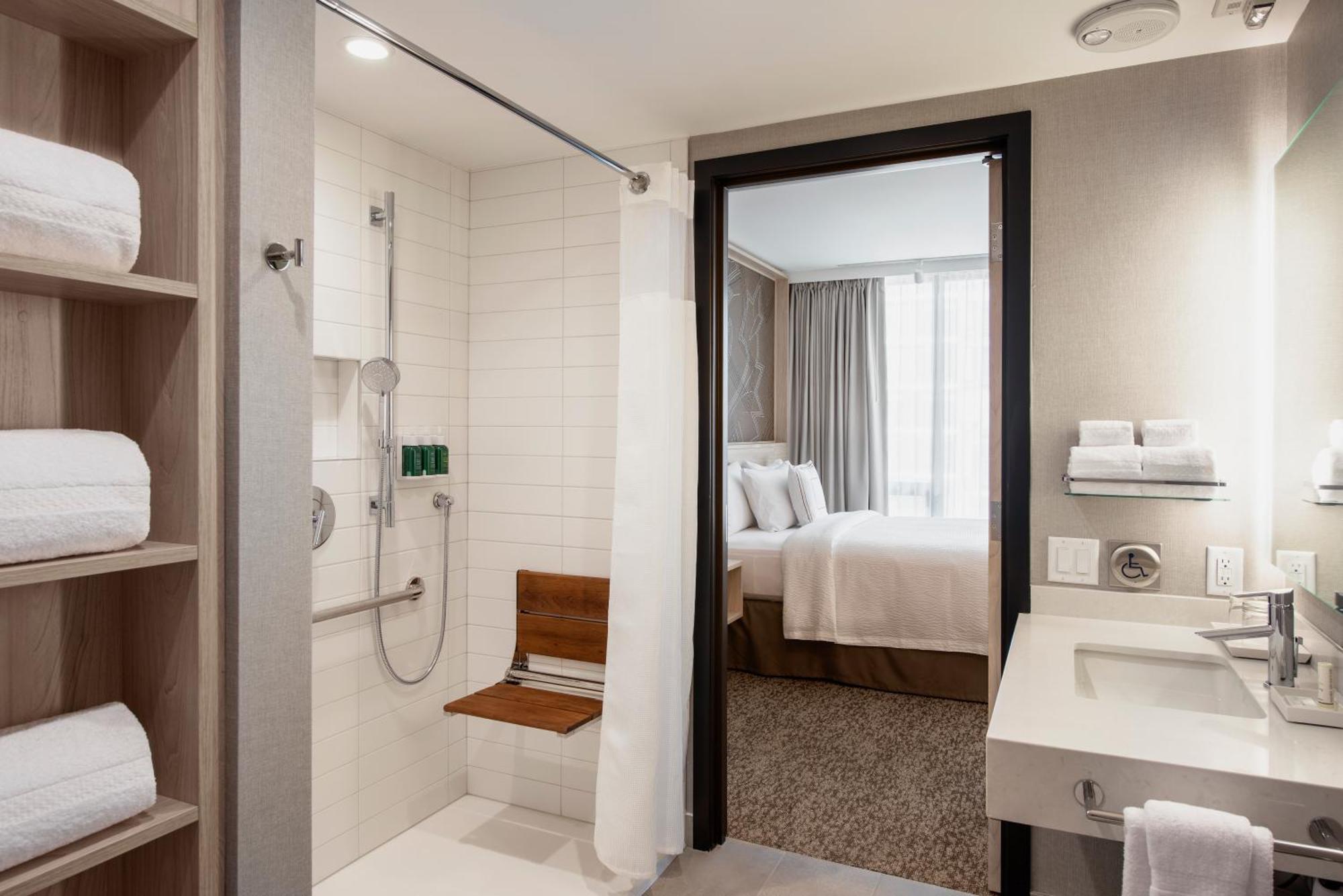 Residence Inn By Marriott Calgary Downtown/Beltline District Екстер'єр фото