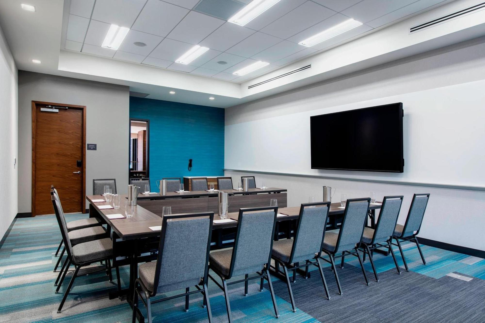 Residence Inn By Marriott Calgary Downtown/Beltline District Екстер'єр фото