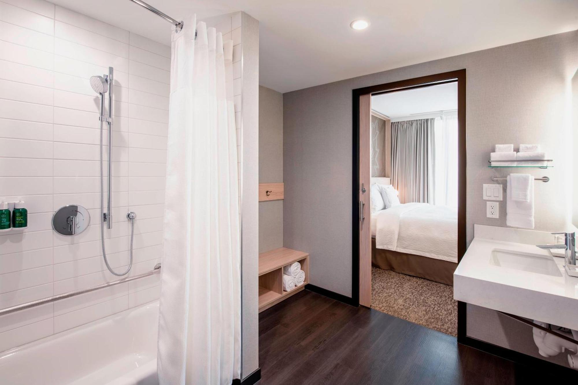 Residence Inn By Marriott Calgary Downtown/Beltline District Екстер'єр фото