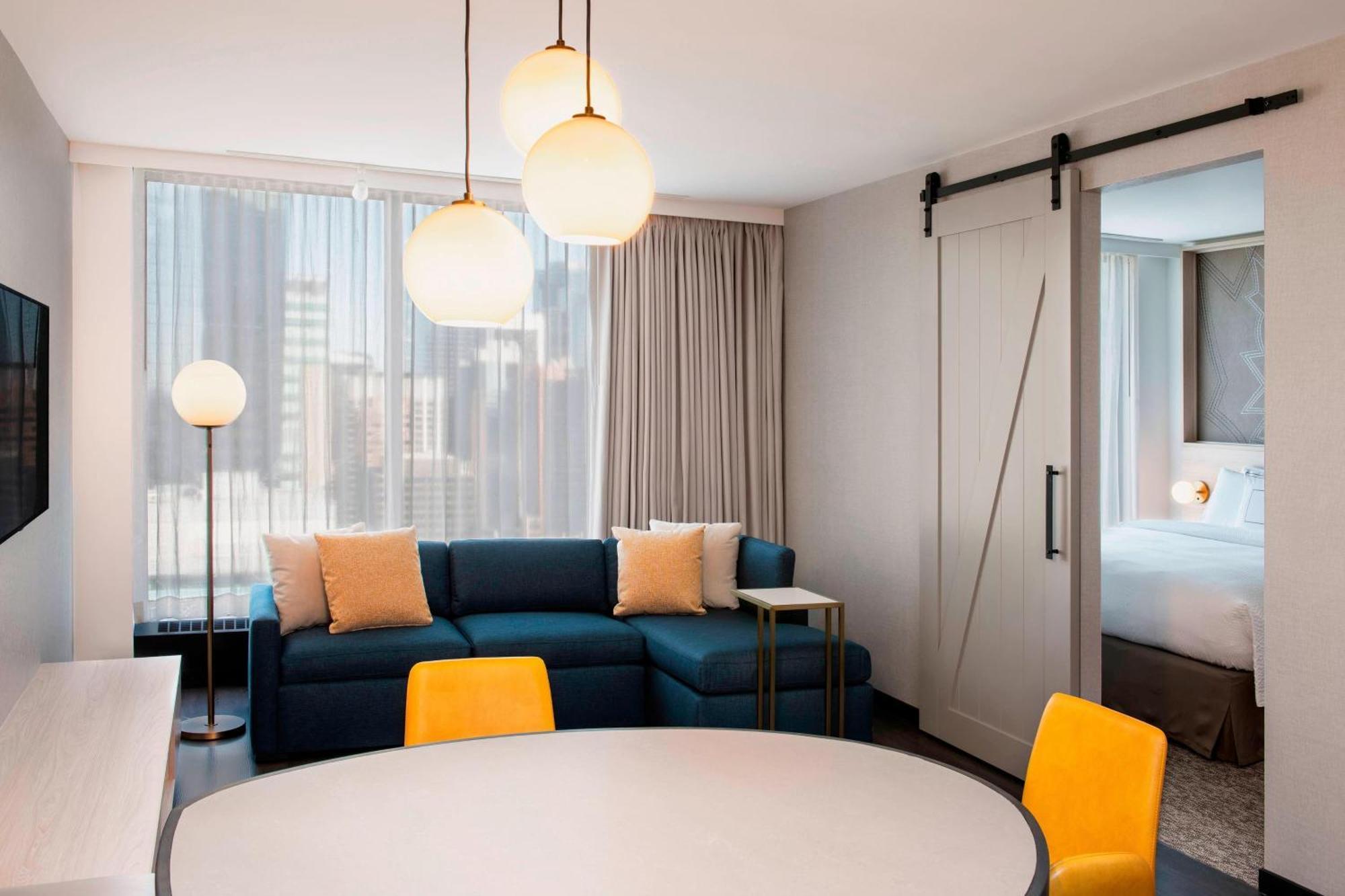 Residence Inn By Marriott Calgary Downtown/Beltline District Екстер'єр фото