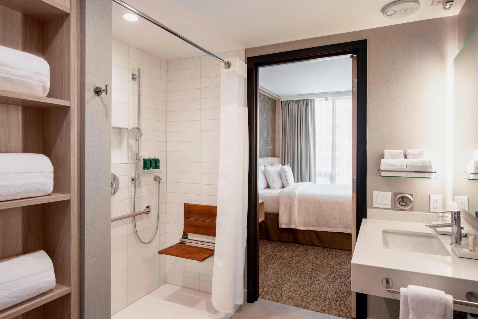 Residence Inn By Marriott Calgary Downtown/Beltline District Екстер'єр фото
