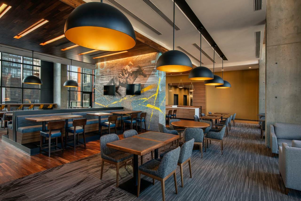 Residence Inn By Marriott Calgary Downtown/Beltline District Екстер'єр фото